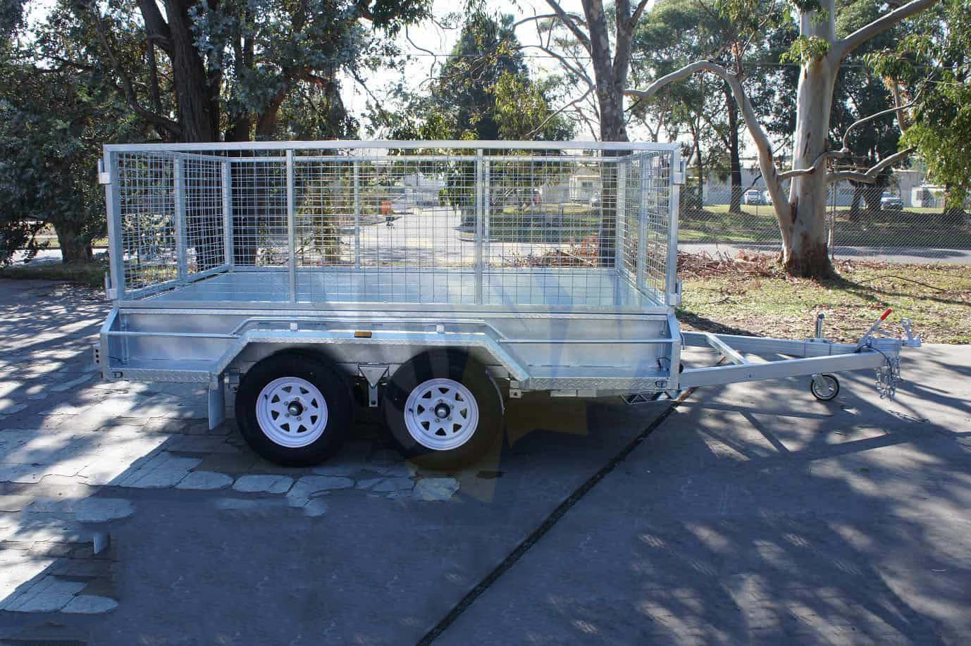BT16TWB-tandem-trailer-atm-2000kg-4.jpg