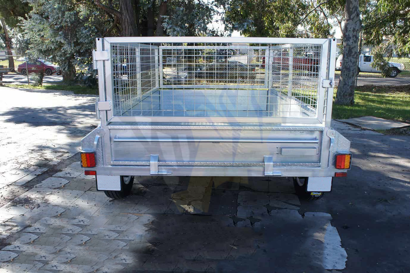 BT85TWE-tandem-trailer-atm3200kg-9.jpg