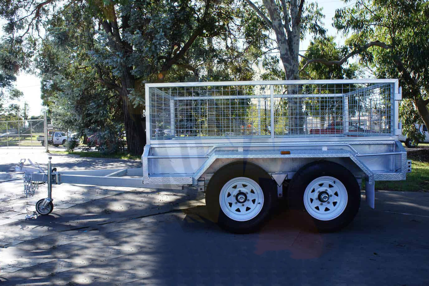 BT85TWE-tandem-trailer-atm3200kg-5.jpg