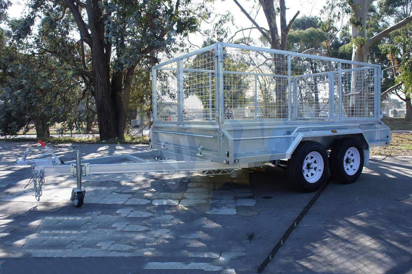 BT16TWB-tandem-trailer-atm-2000kg-10.jpg