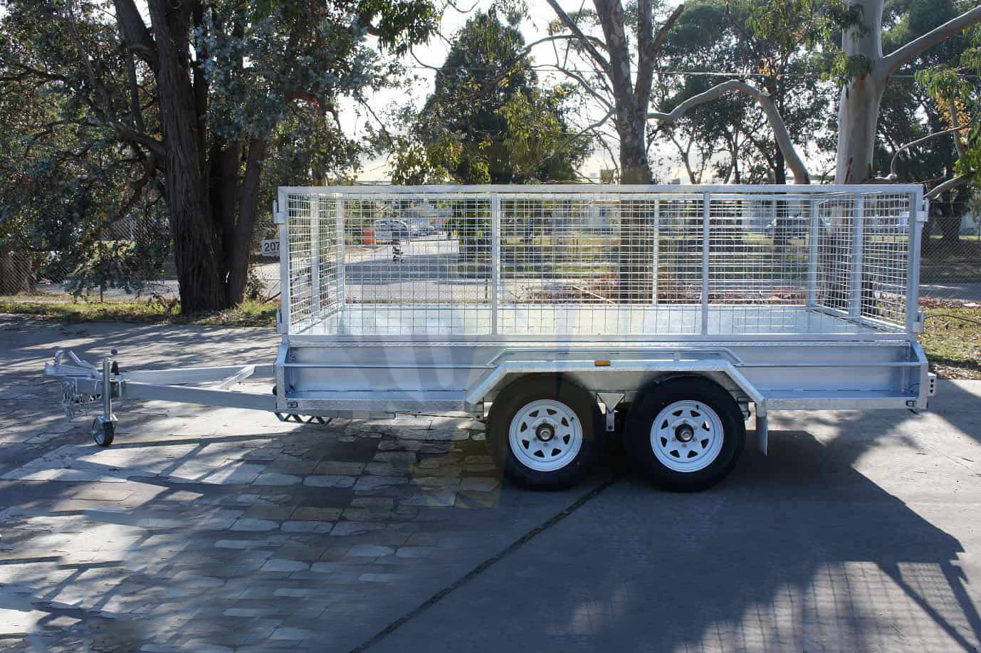 BT26TWE-tandem-trailer-atm-3200kg-4.jpg